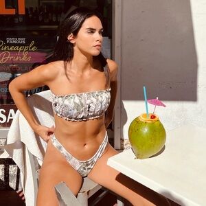 Que Sera Swim Isla Bonita Bandeau Set